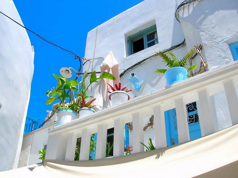  Mikonos 